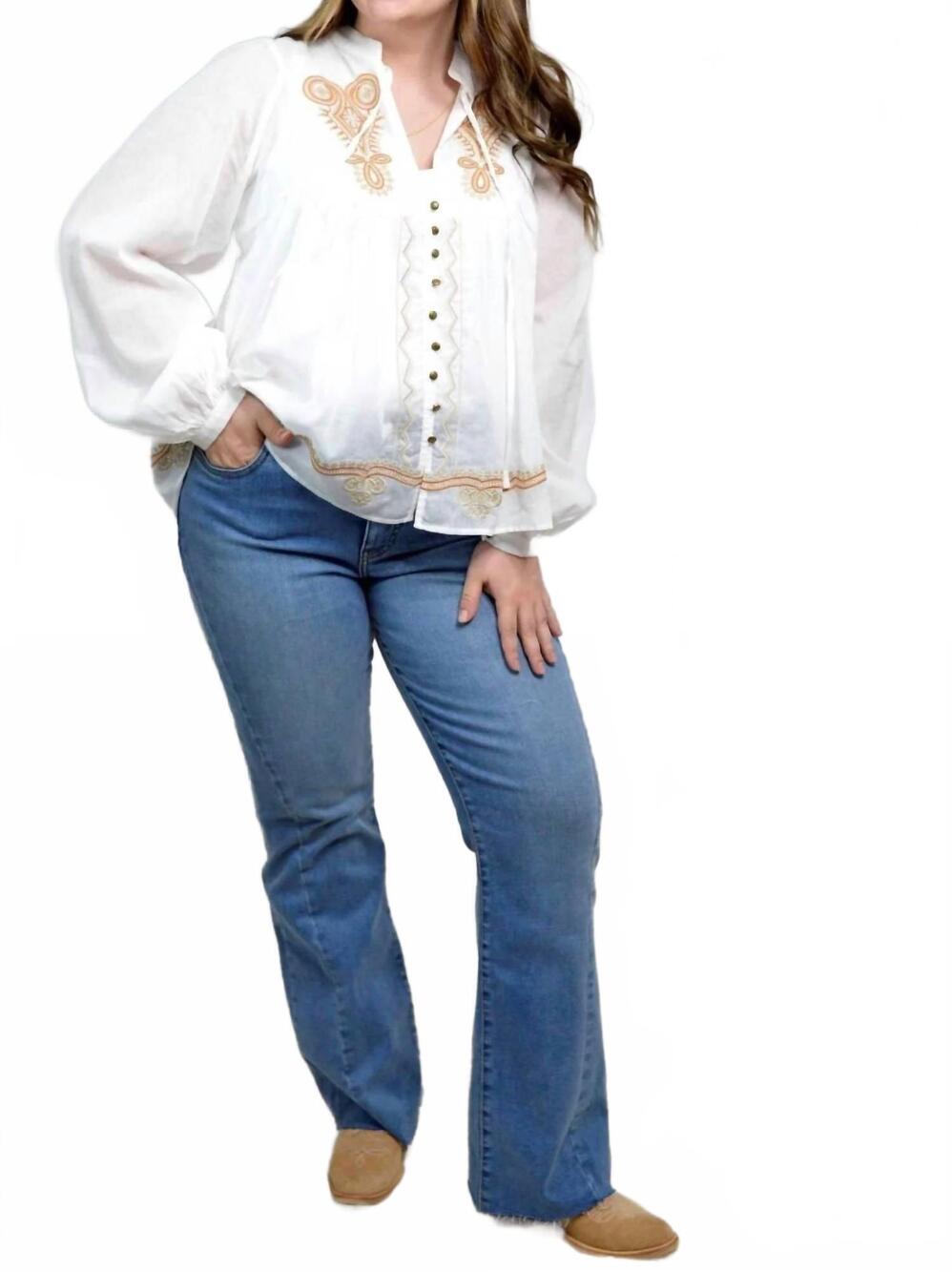 NEW BLUE B women's boho embroidered peasant blouse in white